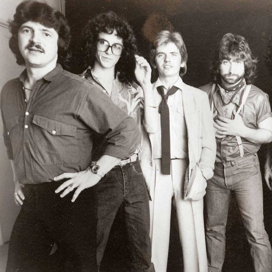 Toto's Bobby Kimball out front.